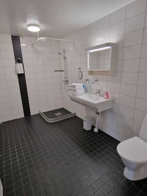 Nr4 Pa Sparet Norrköping Exteriör bild