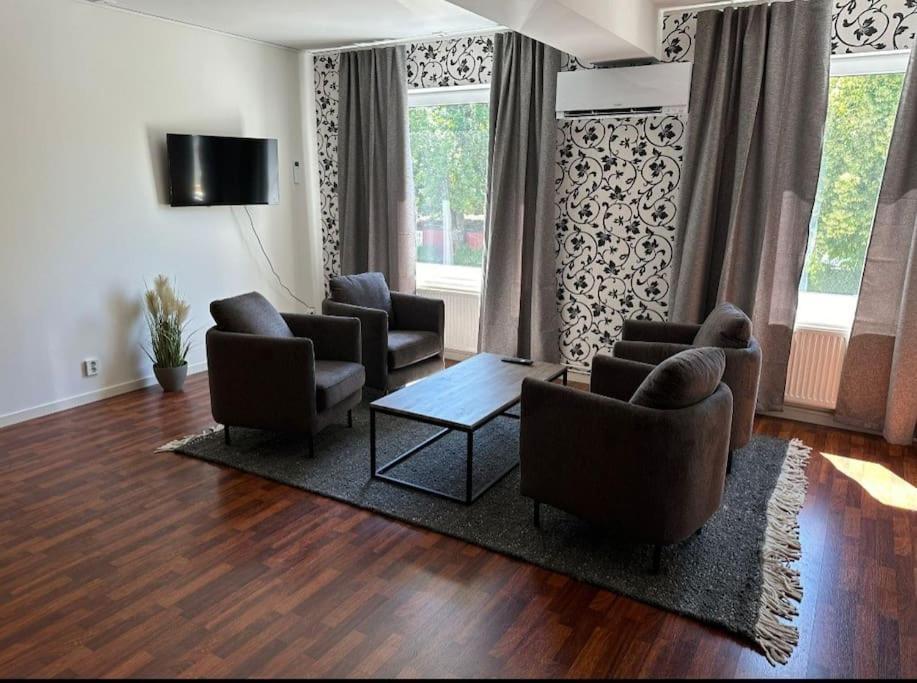 Nr4 Pa Sparet Norrköping Exteriör bild